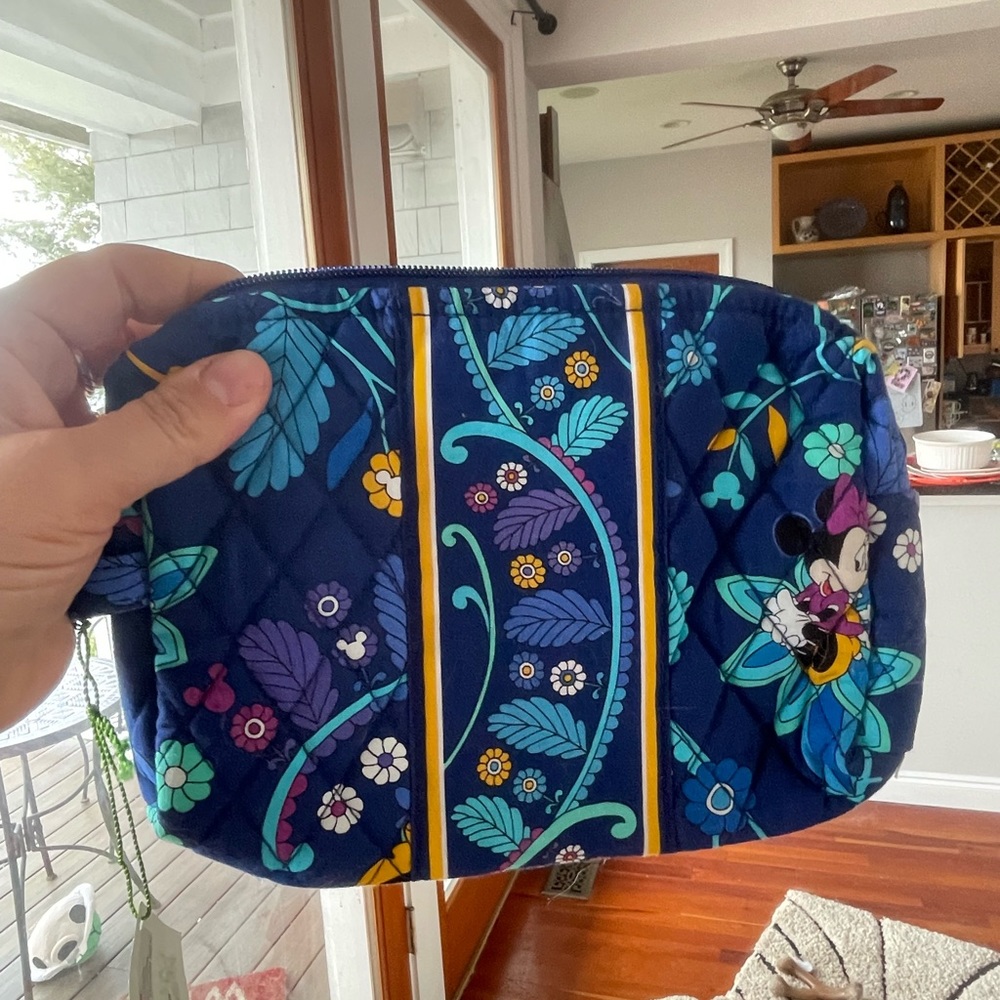 Vera Bradley x disney medium make up case